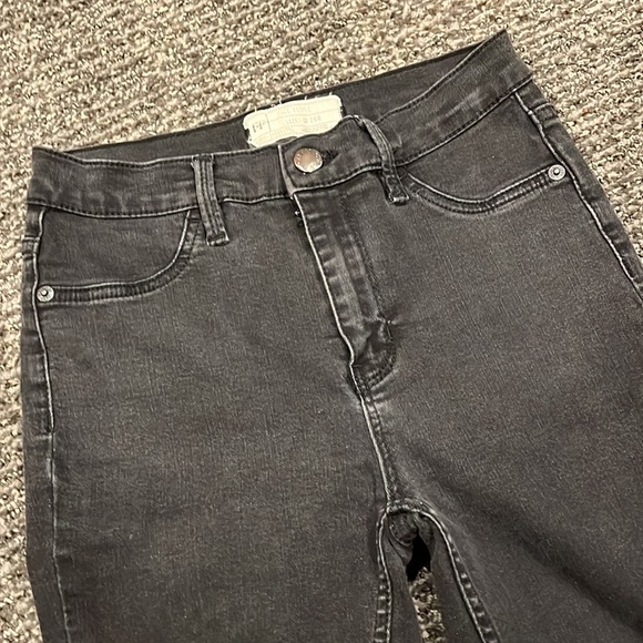 Free People Skinny Black Jeans 9 inch Rise 26R - Picture 6 of 12